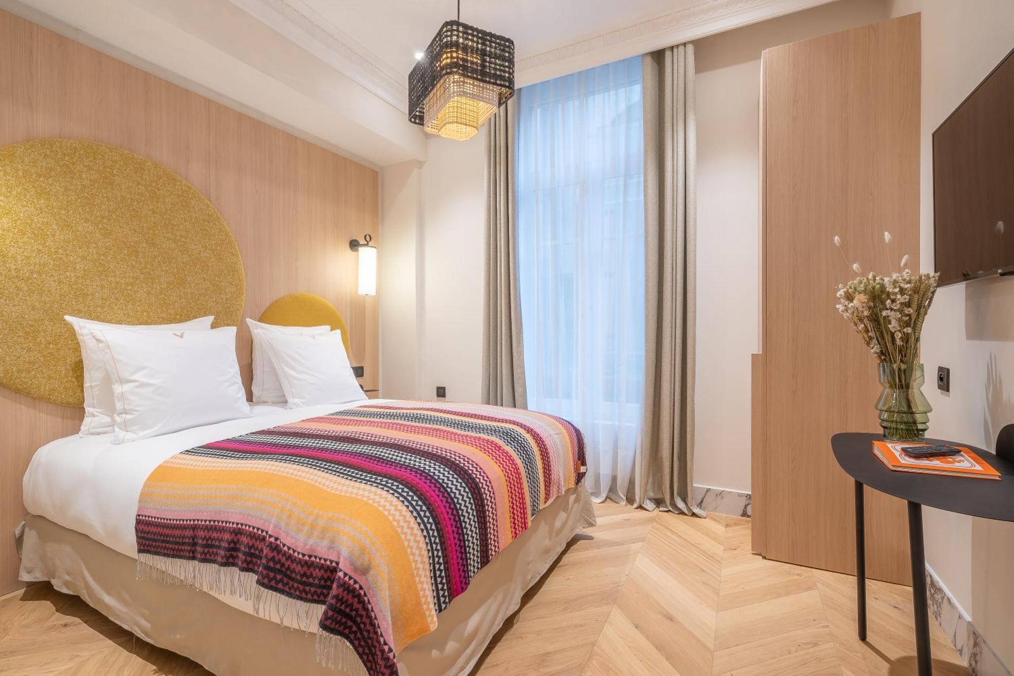 Yuna Saint-germain-des-pres - Serviced