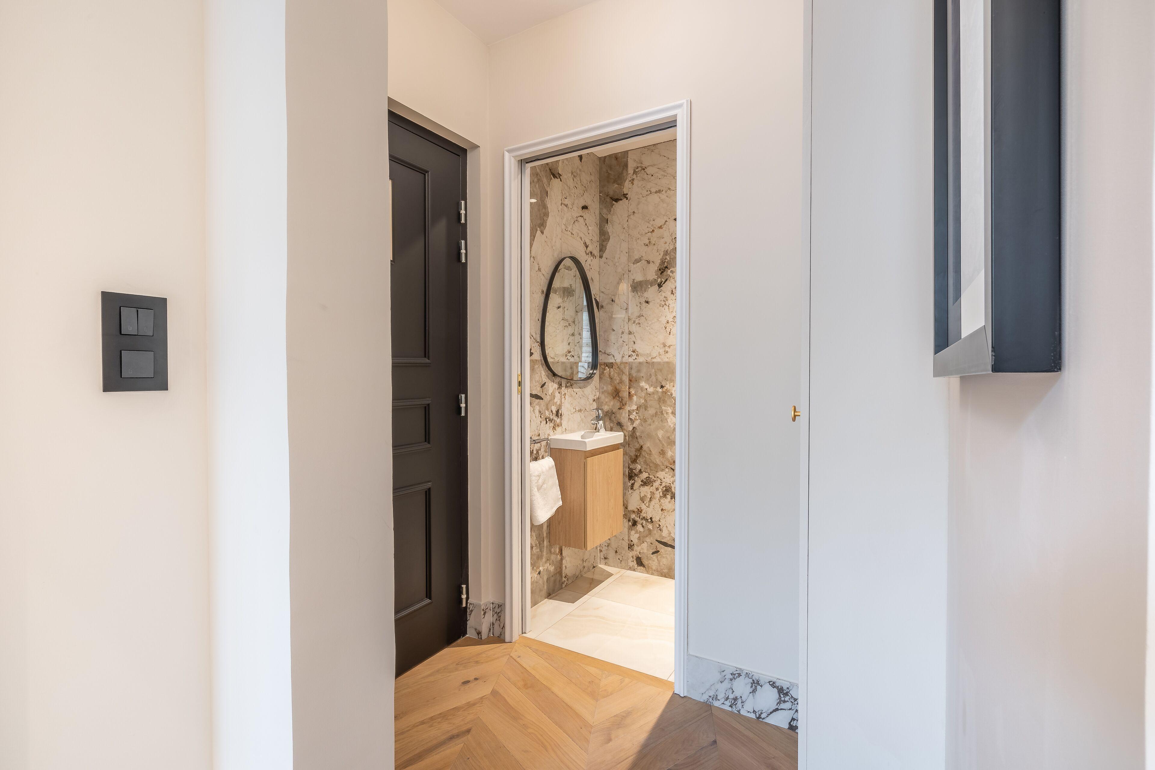 Yuna Saint-germain-des-pres - Serviced