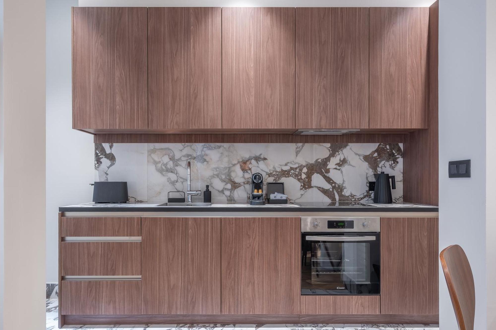 Yuna Saint-germain-des-pres - Serviced